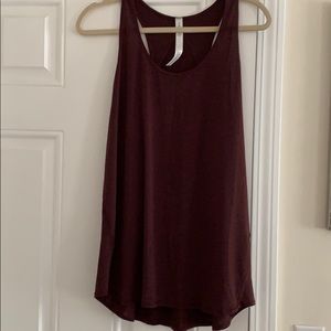 Lululemon, Brand new essential pleated tank